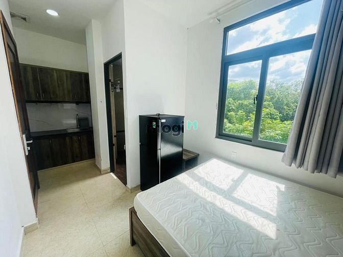 Hình ảnh Cho Thuê Căn Hộ Cửa Sổ Lớn 30M2 - Full NT Thang Máy - Hoàng Hoa Thám