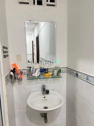 Hình ảnh Cho thuê chdv 2pn tách bếp - sắn máy lạnh, tủ lạnh chỉ 6tr. phòng rộng