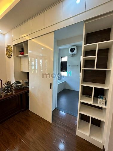 Hình ảnh Cần cho thuê hoặc bán biệt thự cao cấp ở quận 2