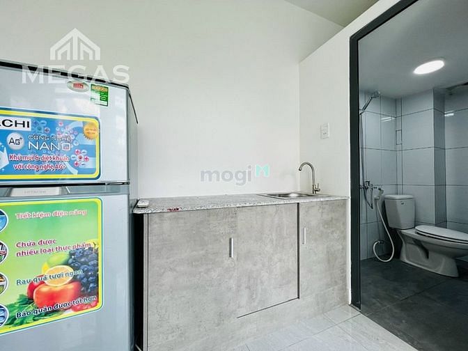 Hình ảnh Cho Thuê Căn Hộ Ban Công Full Nội Thất 30m2 Âu Cơ - Thoại Ngọc Hầu