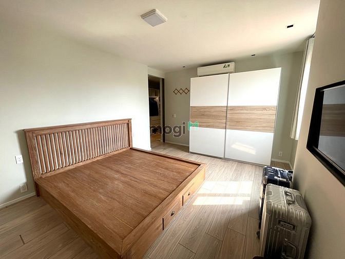 Hình ảnh ✅ Cho Thuê Penthouse Sân Vườn 2PN Trên 150m2_Toà Nhà Hầm Xe_Thảo Điền