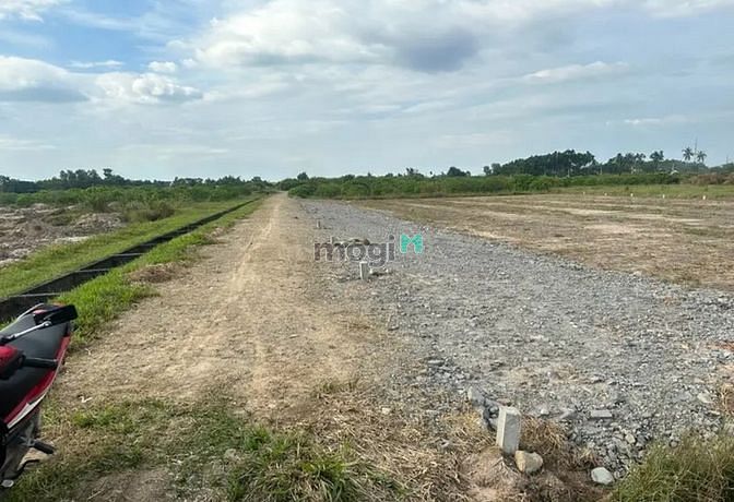Hình ảnh Phước Đông lấy đâu ra lô đất 5x24 full thổ cư chỉ có 450tr. Đất cách n