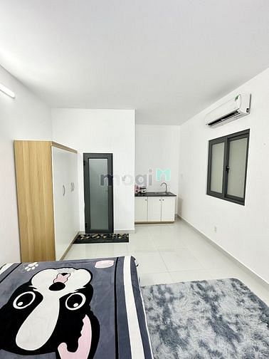 Hình ảnh Phòng studio full nội thất 28m2 kế Lê Văn Thọ