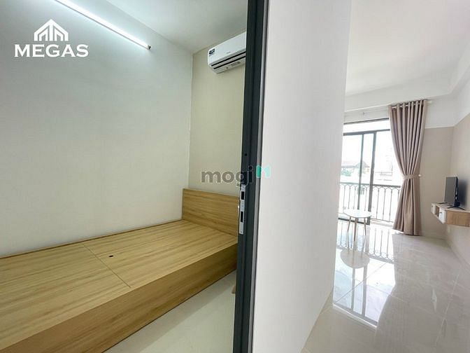 Hình ảnh Căn Hộ 2PN2WC Ban Công Siêu Đẹp Full Nội Thất Mới 100% Gần Sân Bay