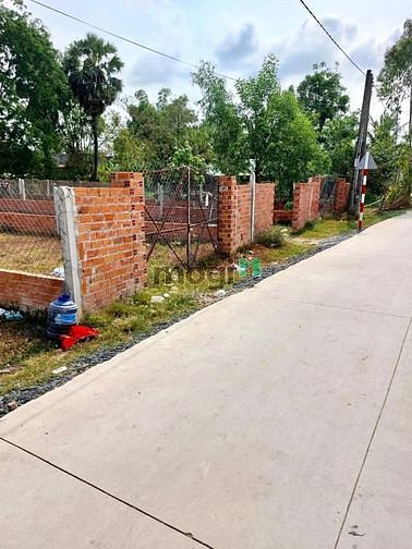 Hình ảnh Cơ hội có 1 0 2 anh chị ơi!!! E cần bán ra nhanh lô đất  thuộc bến cầu