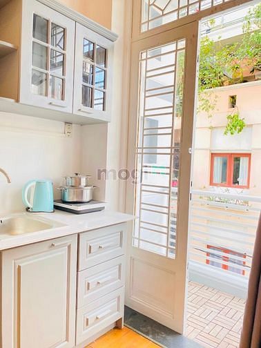 Hình ảnh Studio ban công trống sẵn mang vali vô là ở thôi ạ - Lê Văn Sỹ