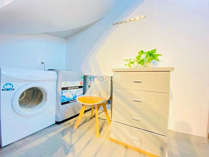 Hình ảnh Studio ban công trống sẵn mang vali vô là ở thôi ạ - Lê Văn Sỹ