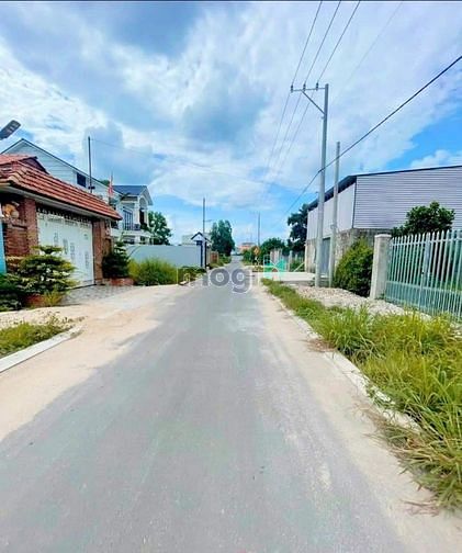 Hình ảnh Cần bán đất CMT8 phường 3 Tp Tây Ninh 👉 Diện tích : 12 x 40 thổ cư 2