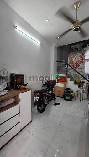 Hình ảnh Bán gấp nhà hẻm Phan Xích Long.