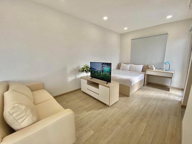 Hình ảnh 🌈 Studio Ban Công_Có Bếp_Sạch Sẽ_An Ninh ngay Hàng Xanh sát Quận 1 ☎️