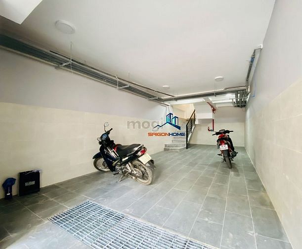 Hình ảnh Cho thuê nhà hầm 6 tầng sàn trống Trần Não