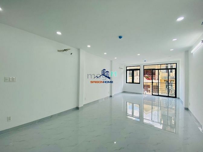 Hình ảnh Cho thuê nhà hầm 6 tầng sàn trống Trần Não