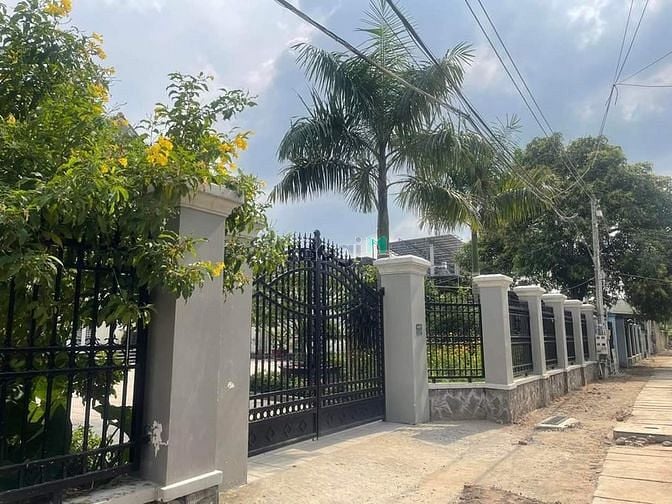 Hình ảnh Chủ gửi miếng đất trống vị trí đối diện BV Đa Khoa Tỉnh TâyNinh.đường