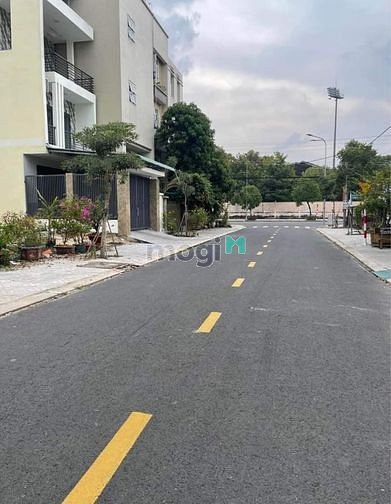 Hình ảnh Gấp Gấp… khách em ký gửi một lô đất ,kế bên sân vận động tỉnh TN, cách