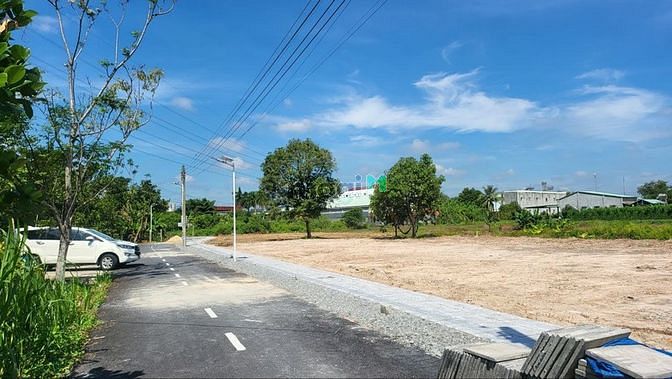 Hình ảnh MAU mAU LÔ Chỉ 456tr SHR tại Suối Cao B 150m2