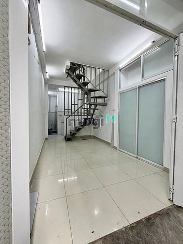Hình ảnh Nhà nguyên căn Đinh Bộ Lĩnh, 75m2, 4pn, 3wc, 12tr