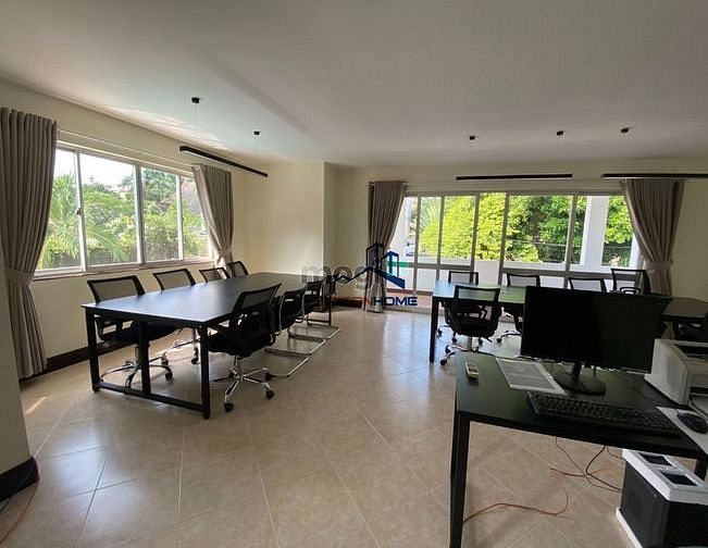 Hình ảnh Cho thuê biệt thự compound Trần Não-600m2-hồ bơi,sân vườn