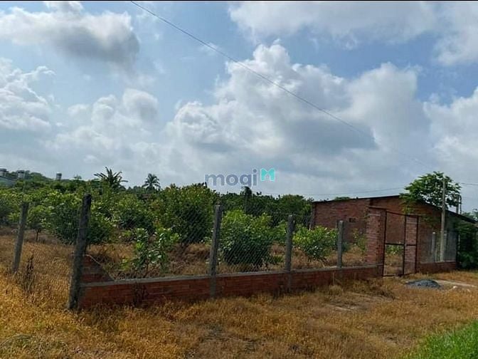 Hình ảnh Bán lô đất 150m2 thổ cư thuộc Hòa Thành, Tây Ninh giá 355 triệu