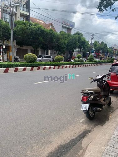 Hình ảnh Đất ngay chợ phường 3 -TH-PHố -Tây Ninh -Diện tích : 8x 20 m  -Nhà đất