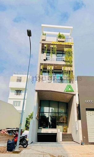Hình ảnh Nhà mặt tiền KĐT An Phú hầm 4 tầng,thang máy.Nhà mới