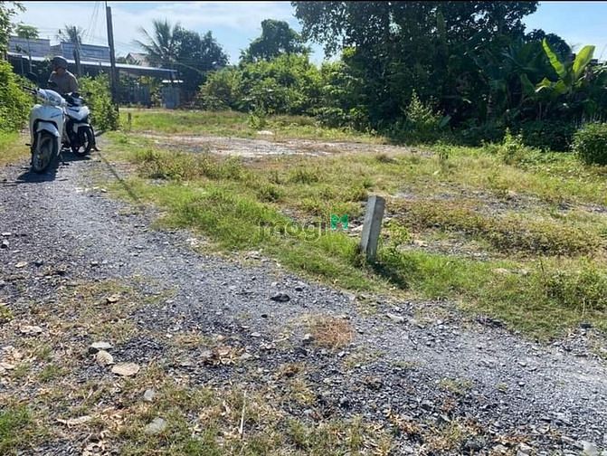 Hình ảnh Bán đất 2 MT ấp Bến Kéo, Long Thành Nam, Hòa Thành, Tây Ninh 200tr