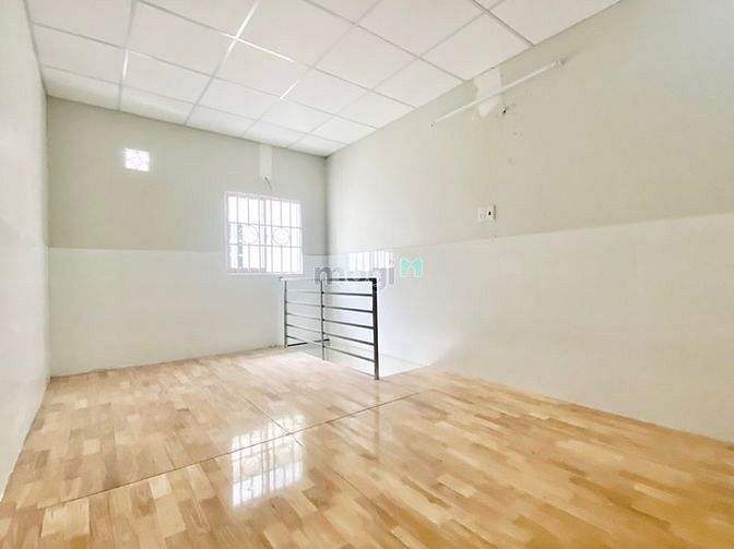Hình ảnh Nhà 1 trệt 1 lầu, 1 wc cho gia đình, ở được nhiều người, rộng rãi