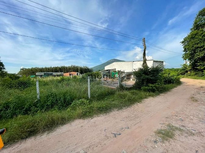 Hình ảnh Bán đất Full Thổ Cư, View Núi Bà Đen,Tp Tây ninh + có sổ công chưng và