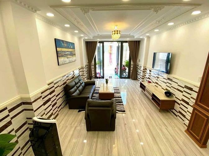 Hình ảnh Nhà Hoàng Quốc Việt, full nội thất, 85.6m2 chỉ hơn 8 tỷ