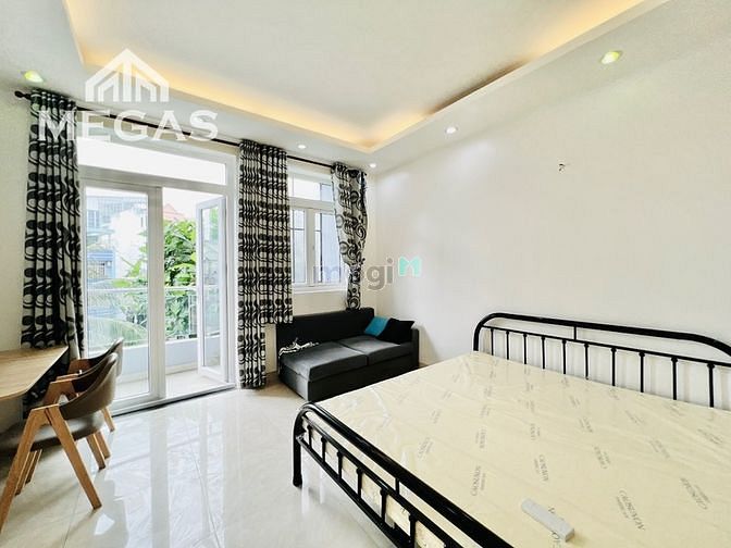 Hình ảnh CHDV Ban Công Full Nội Thất Tách Bếp Máy Giặt Riêng ngay Aeon Bình Tân