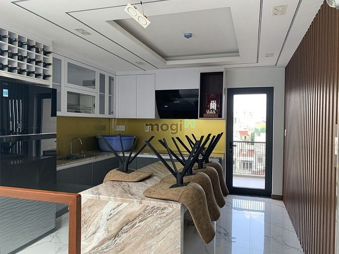 Hình ảnh Siêu phẩm 2 mặt hẻm 8m lê văn quới bt 80m2 5 tầng chỉ 11 tỷ nhỉnh.