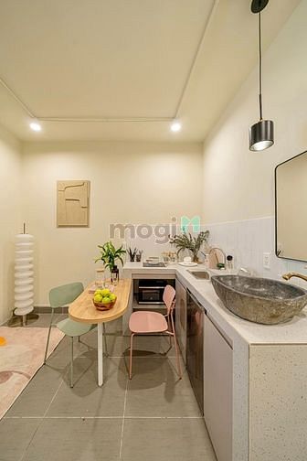 Hình ảnh Căn Hộ Cao Cấp Đầy Đủ Nội Thất Mới 100% Cửa Sổ Thoáng Gần Sân Bay