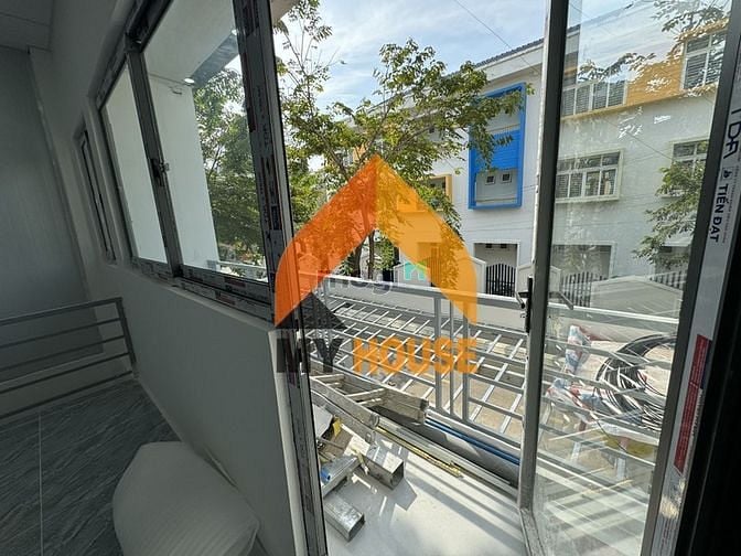 Hình ảnh Mới Tinh MB Trung Tấm Q2 Ngay Cầu SG Siêu Đông Đúc Phù Hợp KDoanh