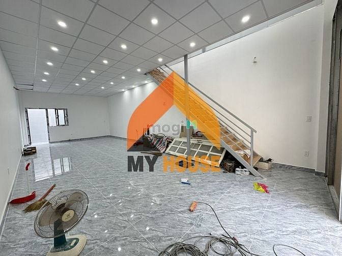 Hình ảnh Mới Tinh MB Trung Tấm Q2 Ngay Cầu SG Siêu Đông Đúc Phù Hợp KDoanh