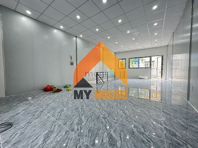 Hình ảnh Mới Tinh MB Trung Tấm Q2 Ngay Cầu SG Siêu Đông Đúc Phù Hợp KDoanh
