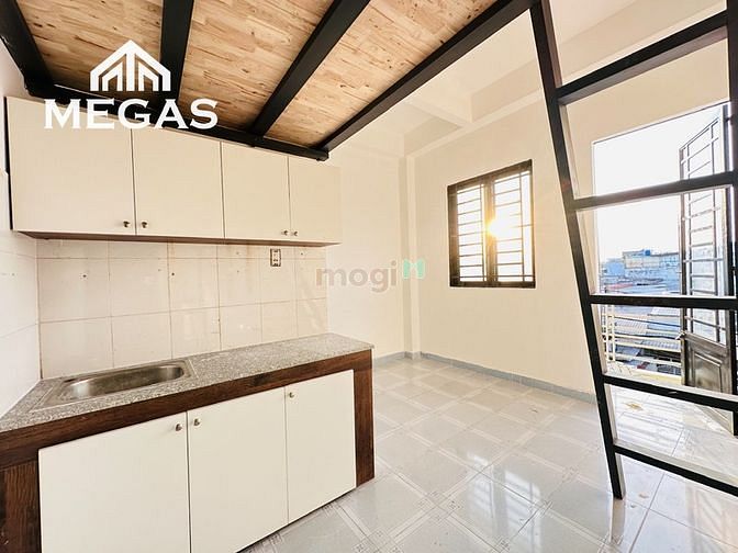Hình ảnh Phòng Cho Thuê Gác Cao Thoáng Mát, Cửa Sổ Thoáng Mát Ngay Chợ Bà Hom