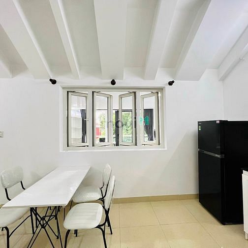 Hình ảnh Căn bancon 1PN tách biệt rộng 55m2 ở đường số 5 Trung Sơn ngay vòng xo