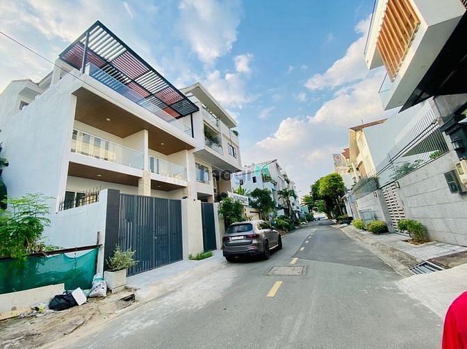 Hình ảnh Biệt thự Lương Định Của 350m2-gara trệt 2 lầu 5PN