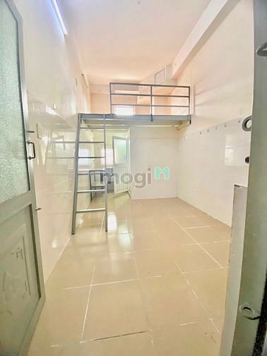 Hình ảnh Phòng giá rẻ ngay trung tâm Bình Thạnh