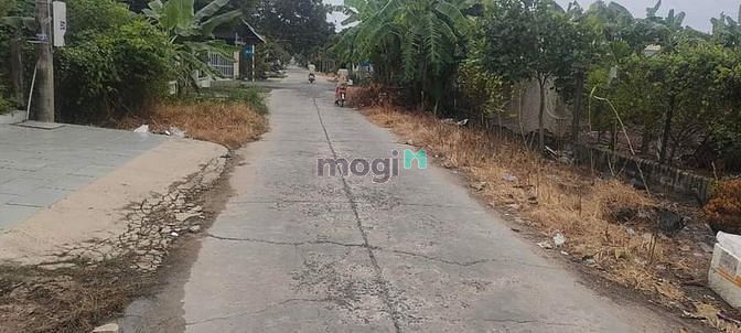 Hình ảnh Bán gấp Thửa đất Ninh Trung - Ninh Sơn ngay sau lưng Viện Kiểm Sát Tỉn