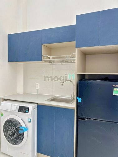 Hình ảnh Studio có ban công/cửa sổ trời thoáng mát kế bên ĐH Văn Lang