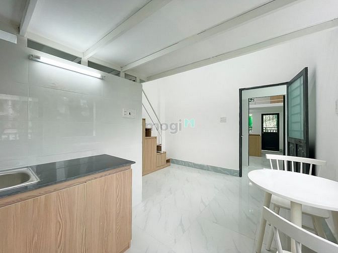 Hình ảnh Duplex mới xây 100%, gác cao không đụng đầu