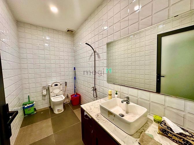 Hình ảnh Cho thuê shophouse khối đế Sarimi 1900$ mặt tiền kinh doanh A2