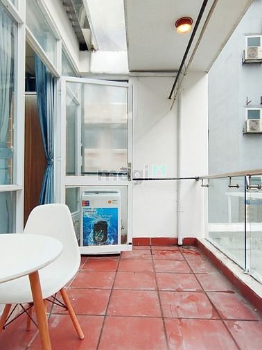 Hình ảnh Studio bancon cửa sổ lớn full nội thất Ký Con Quận 1