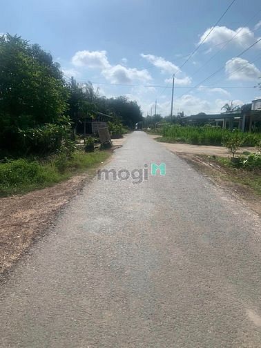 Hình ảnh ĐẤT FULL THỔ HẺM LỚN TRƯỜNG HOÀ MÀ CÓ 235 Triệu Bán Đất full
