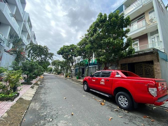 Hình ảnh BÁN GẤP Lô đất (4mx20m) đường rộng 12m Đặng Thùy Trâm, gần ĐH Văn Lang