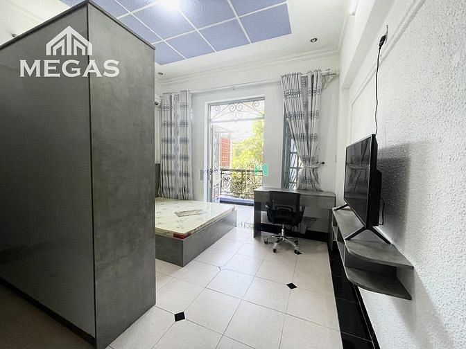 Hình ảnh CHDV giá rẻ mặt tiền đường HOÀNG CĂN THỤ