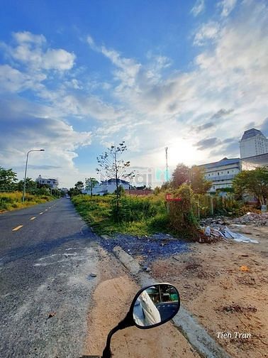 Hình ảnh 🌍 Bán Gấp Đất 3 Mặt Tiền - Sau Vincom - Sát Đường Trương Tùng Quân, P