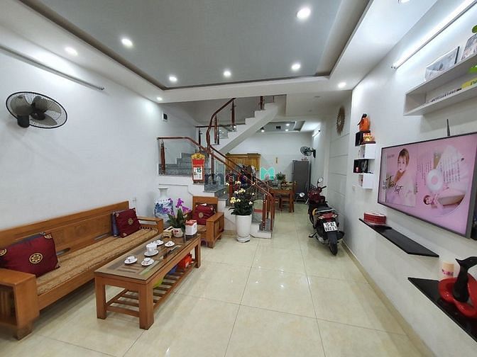 Hình ảnh Cho thuê nhà Văn Cao full nội thất