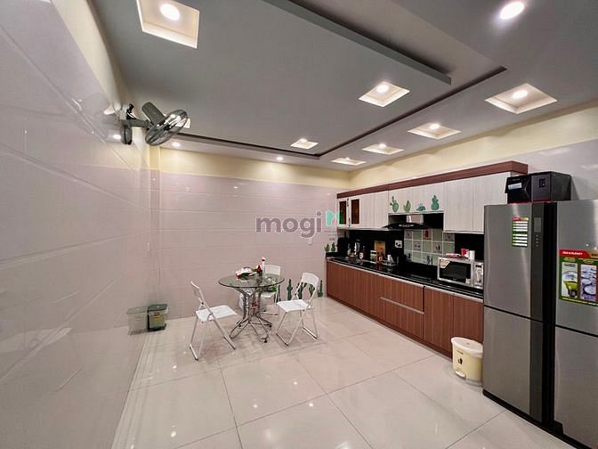 Hình ảnh Cho thuê nhà Văn Cao full nội thất cao cấp