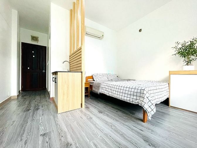 Hình ảnh Mb6623 nạp rút nhanh chóng ban công full nt Hoa Lan gần Phan Xích Long, Phú Nhuận